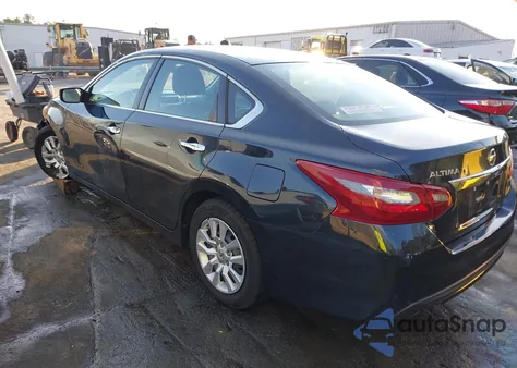 2018 Nissan Altima 2.5 S z USA, uszkodzony, nr VIN 1N4AL3AP0JC120508